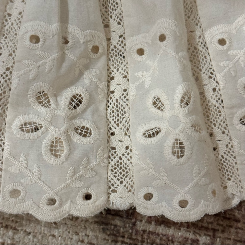 ALTAR’ STATE |  Embroidered Lace
Crop Top Size M - Picture 11 of 12